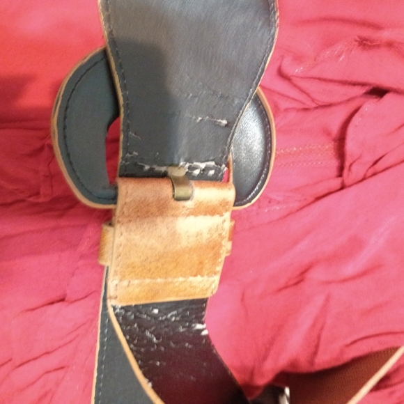 Picky Girl - Elegant Red Ruffled One Button Tunic - size large - Picture 8 of 8